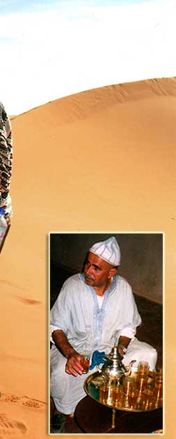 Mohammed dans le désert + 3 photos incrustées : portage de bagage par mule, accueil avec le thé à la menthe et étal coloré d'un marchand de fruits et légumes. (fin)